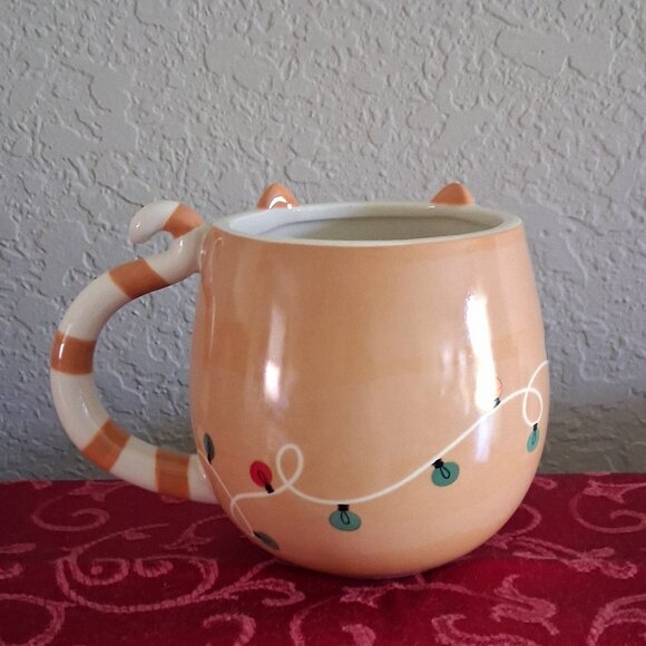 St. Nicholas Square Tan Ceramic Holiday Cat Themed Coffee Mug - Picture 4 of 10